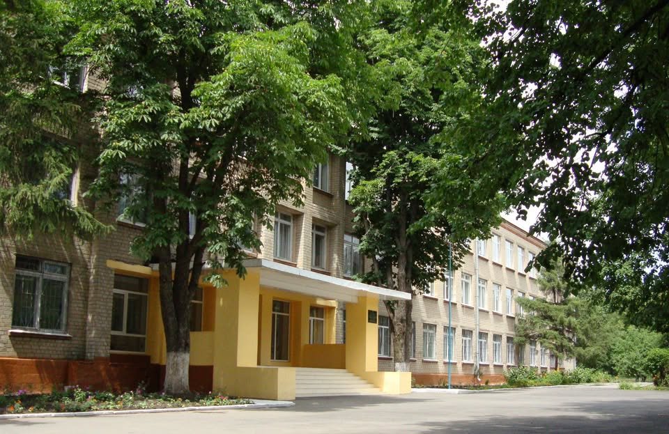 Фото — Харківський науковий ліцей «Обдарованість»